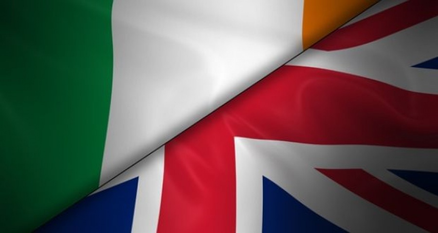 Οι Ευρωπαίοι εξετάζουν να ικανοποιήσουν τις βρετανικές θέσεις για τα ιρλανδικά σύνορα