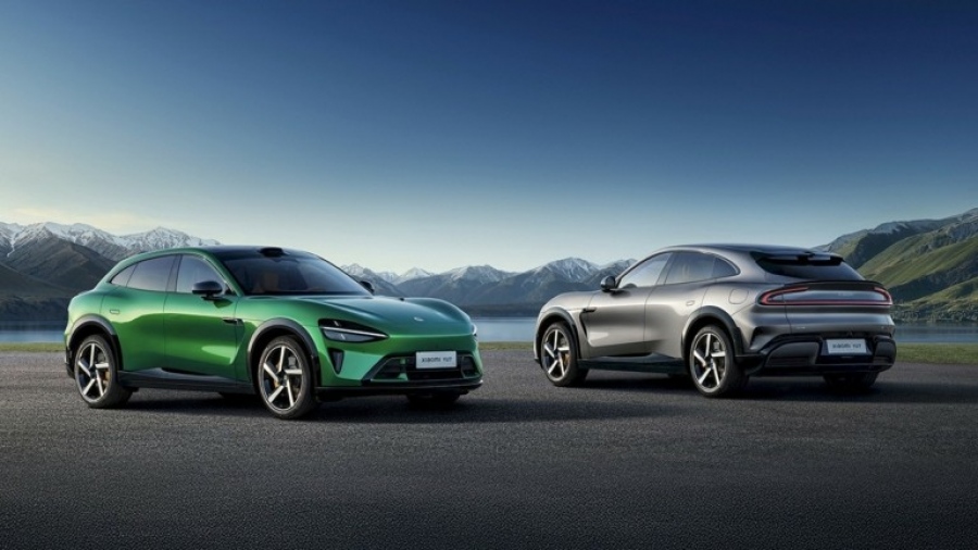 «Πουλάει» ο τεχνολογικός γίγαντας της Κίνας  - Η Xiaomi πούλησε σχεδόν 300.000 ηλεκτρικά SUV σε μία ώρα