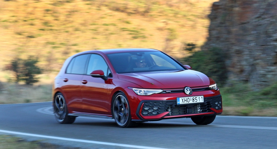 Δοκιμάζουμε το εμβληματικό Volkswagen Golf GTI
