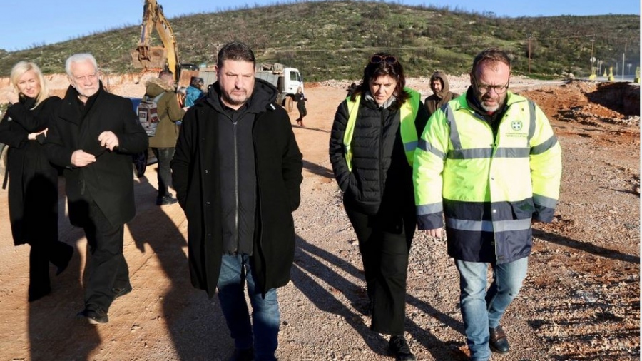 Αυτοψία Χαρδαλιά στη Μάνδρα: Μέσα από ένα ολιστικό σχέδιο μέχρι το 2028, ξεκινάμε παρεμβάσεις 40 εκατ. ευρώ κάθε χρόνο