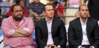 Εμφύλιος στον Ολυμπιακό – Το ερυθρόλευκο δημοσίευμα κατά των Αγγελόπουλων με κατηγορίες για κολλητιλίκια με το Μαξίμου