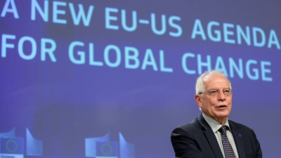 Borrell (ΕΕ): Η Ευρώπη καλεί τις ΗΠΑ να ηγηθούν της παγκόσμιας μάχης κατά της πανδημίας