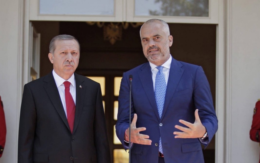 Αλβανία: Προεκλογική παρέμβαση Erdogan υπέρ του Rama