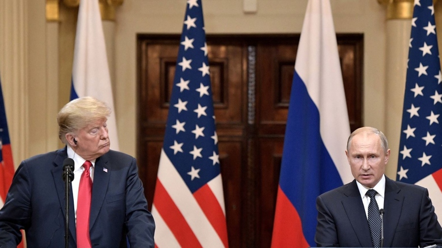 Βόμβα MacGregor: Ο Trump πρέπει να ελέγξει τα γεράκια της κυβέρνησης για να μη συρθεί σε πόλεμο με τη Ρωσία