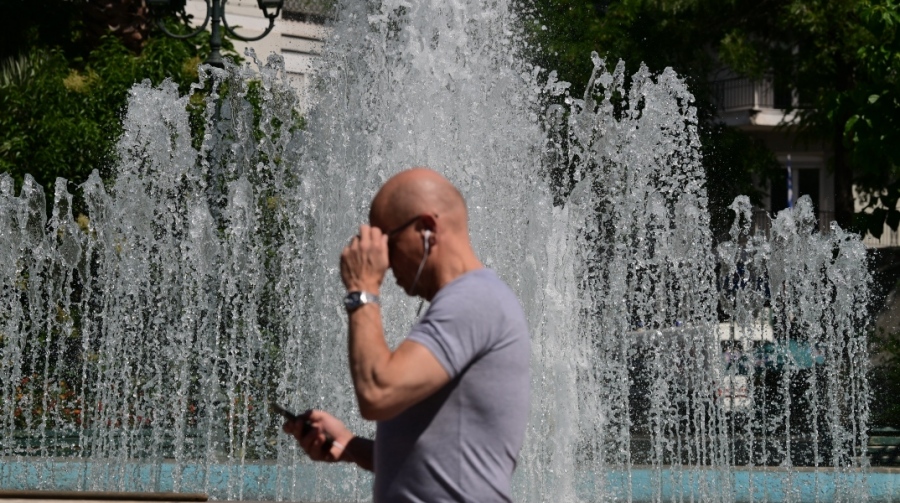 Θάνατοι εν ώρα εργασίας λόγω καύσωνα στην Ελλάδα