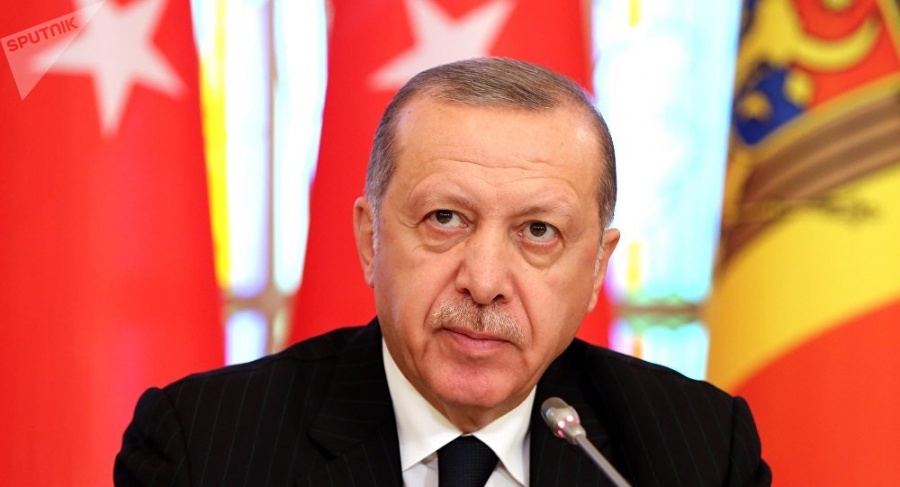 Τούρκος καταδικάστηκε να… διαβάζει βιογραφίες του Erdogan, επειδή τον προσέβαλε
