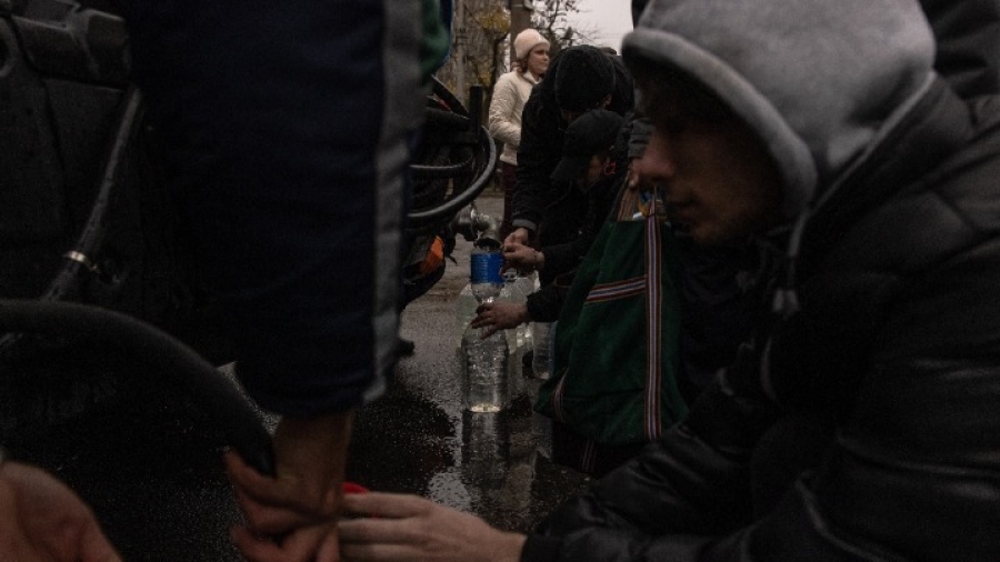 Σφοδρή χιονόπτωση στο Κίεβο, εκατομμύρια κάτοικοι χωρίς ρεύμα και ο Zelensky αδιάφορος