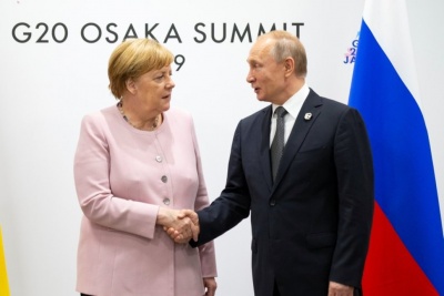 Για το φυσικό αέριο συζήτησαν Putin - Merkel