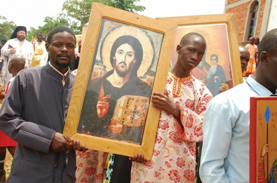 Αδιανόητη πρόκληση από την Ουκρανία - Κατηγορεί τη Ρωσία για τις Ορθόδοξες ενορίες και τη βοήθεια στους φτωχούς της Αφρικής