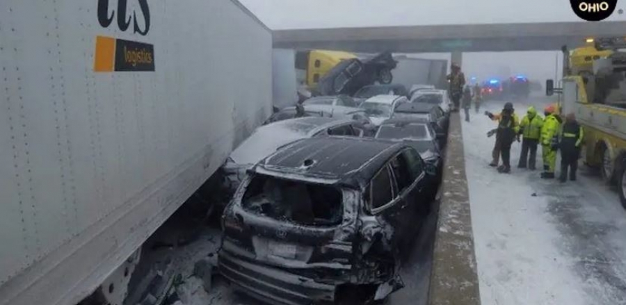 Ο «κυκλώνας βόμβα» σαρώνει τις ΗΠΑ: Καραμπόλα 46 αυτοκινήτων στο Οχάιο – Τουλάχιστον 4 νεκροί