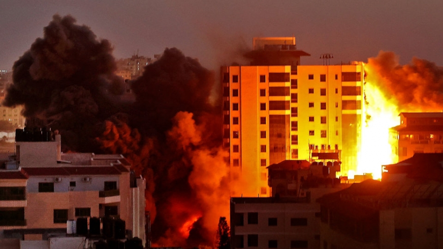 Τουλάχιστον 70 νεκροί από την Δευτέρα μετά το ξέσπασμα εχθροπραξιών μεταξύ Χαμάς και Ισραήλ