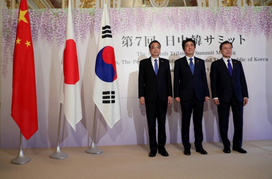 Abe (πρωθ. Ιαπωνίας): Εάν επιλυθούν τα πυρηνικά και το θέμα των απαγωγών, θα εξομαλυνθούν οι σχέσεις με τη Β. Κορέα