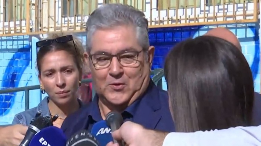 Αυτοδιοικητικές εκλογές: Στη Νέα Ιωνία ψήφισε ο Κουτσούμπας