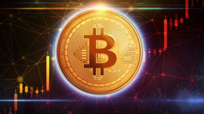Bitcoin plummets below 63,000 dollars as market hit by 530 million dollar liquidation wave