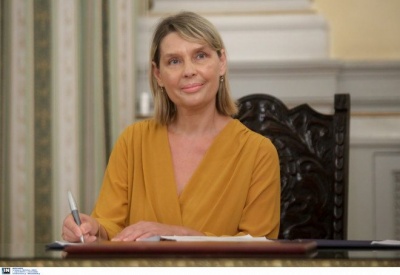 Παπακώστα: Η Αλβανία οφείλει να παρέχει στην εθνική μειονότητα όλα τα δικαιώματά της