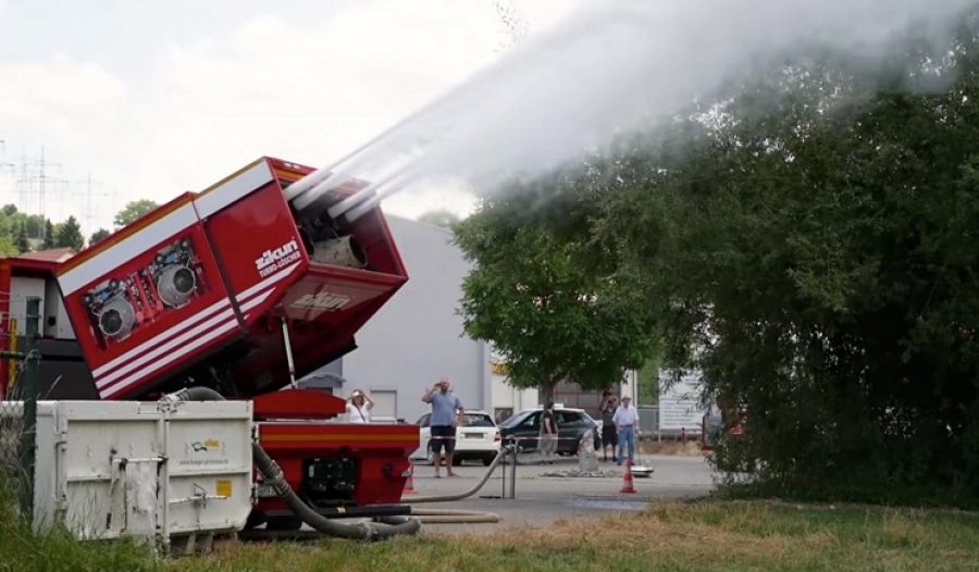 Το νέο «υπερόπλο» της επίγειας πυρόσβεσης, με jet εκτοξευτήρες νερού – Ποιες είναι οι δυνατότητες