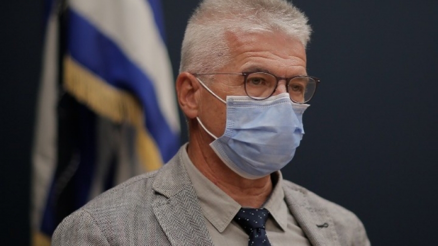 Γώγος: Παραμένουν πρόβλημα οι ανεμβολίαστοι, κίνδυνος και για εμβολιασμένους