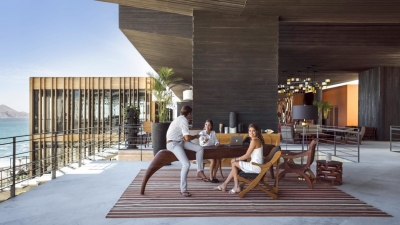 Ποιοι τουρίστες τροφοδοτούν την άνοδο στα καλοκαιρινά ταξίδια