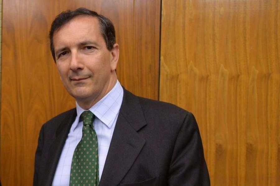 Ακλόνητο φαβορί για τη θέση του CEO στην Telecom Italia o Luigi Gubitosi