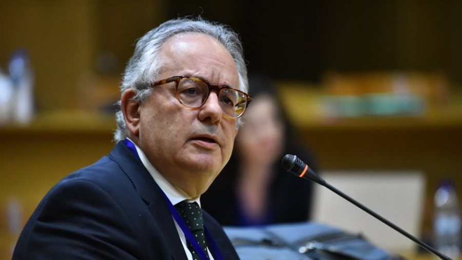 Αλιβιζάτος (καθηγητής Συνταγματικού Δικαίου): Η Συμφωνία των Πρεσπών ικανοποιεί τις ελληνικές θέσεις - Τομή η καταδίκη Αμβρόσιου