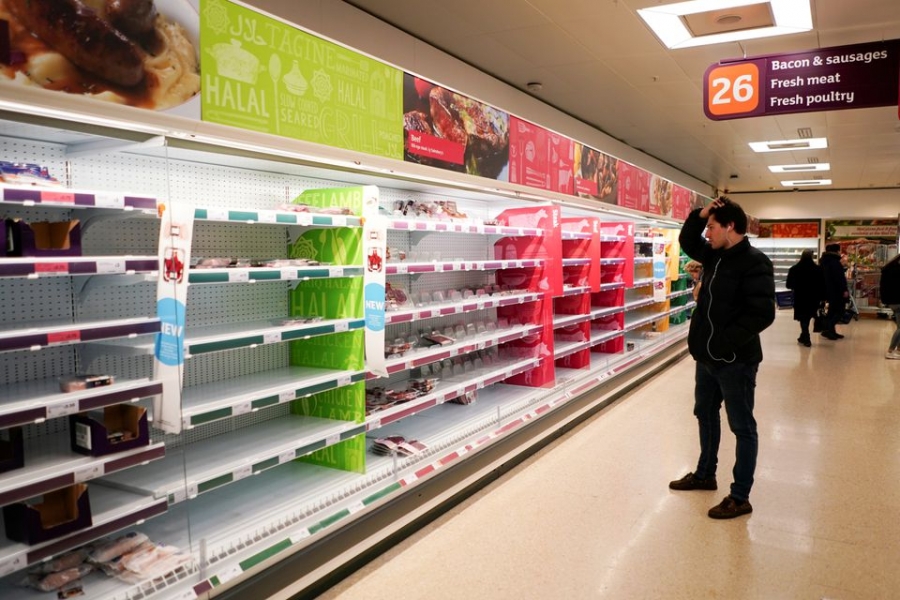 Χάος στα σούπερ μάρκετ της Βρετανίας - Πως η... pingdemic απειλεί με ελλείψεις τροφίμων