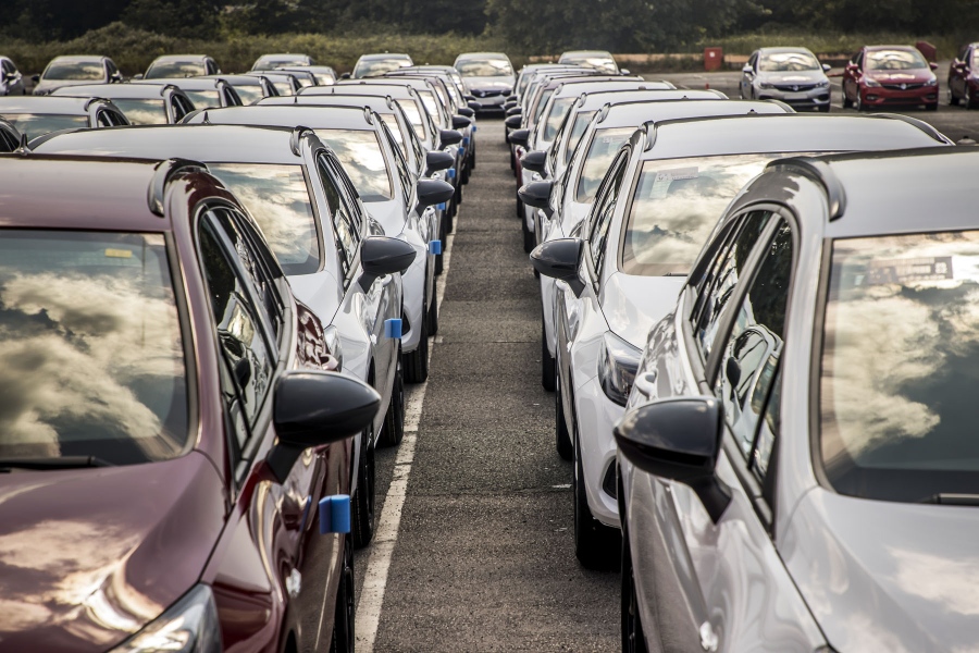 Ακριβαίνουν ξανά όλα τα νέα αυτοκίνητα από το 2026 – Τι αλλάζει στην Ευρώπη