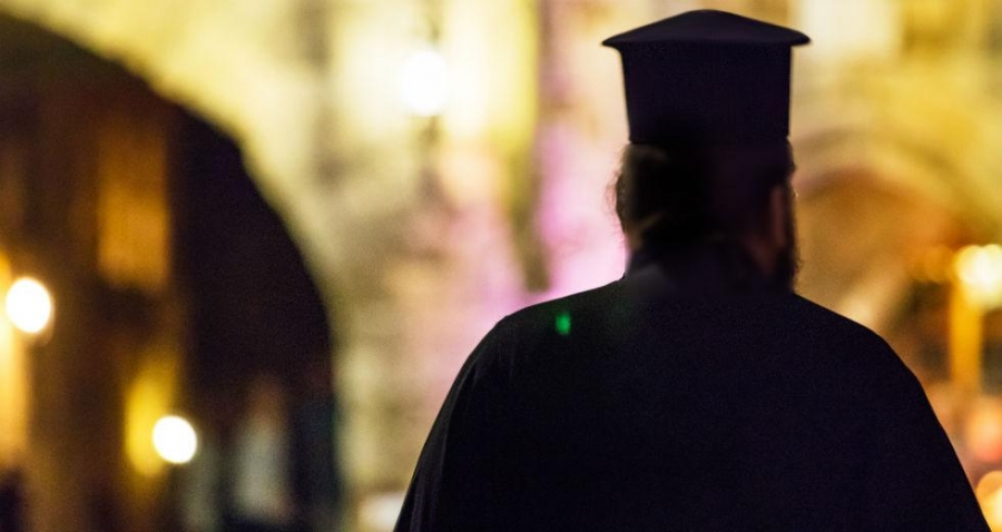 Σοκ στην Αθήνα: Αρχιμανδρίτης βρέθηκε νεκρός μέσα στο σπίτι του