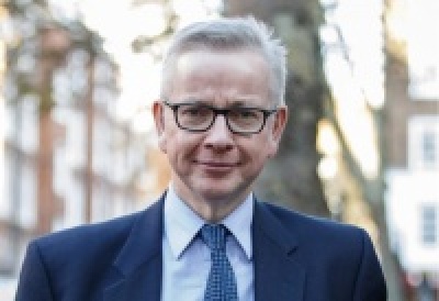 Gove (Βρετανία): Όλος ο μηχανισμός της κυβέρνησης θα εργαστεί στο μέγιστο για ένα Brexit χωρίς συμφωνία