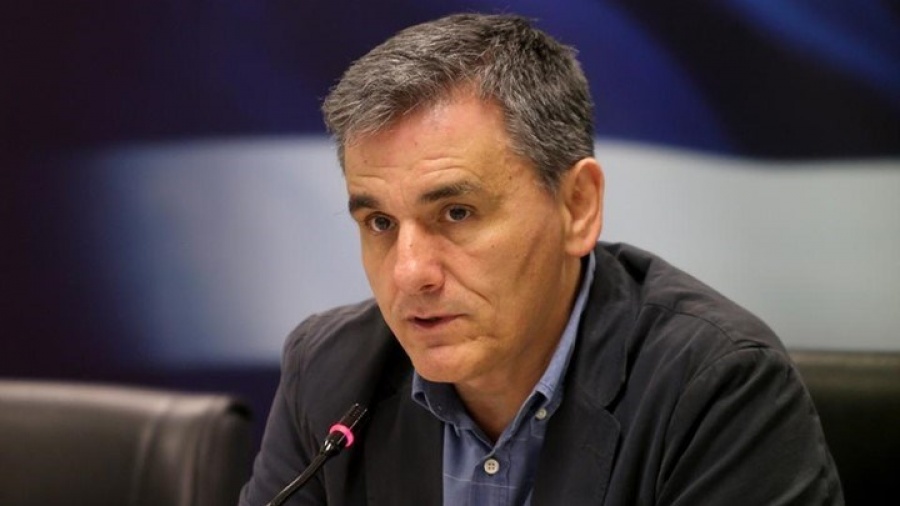 Συνεχίζεται η κόντρα κυβέρνησης - Στουρνάρα για την καθαρή έξοδο