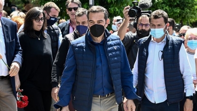 Στο Κερατσίνι ο Τσίπρας: Τον Ιούνιο θα αποκαλυφθεί στους λογαριασμούς των πολιτών η απάτη των 600 ευρώ
