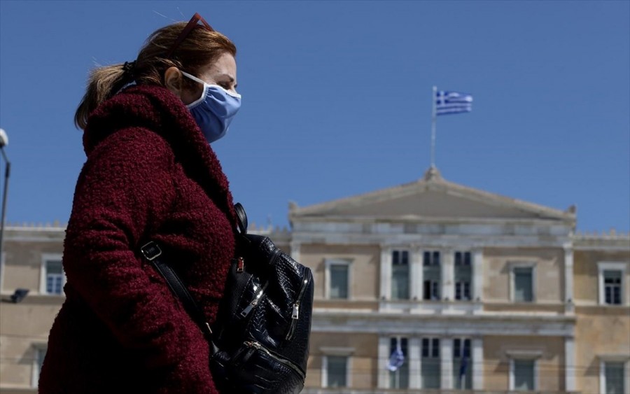 Δερμιτζάκης για κορωνοϊό: Έως 15.000 ασυμπτωματικοί στην Ελλάδα