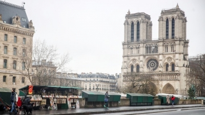 Γαλλία: Παραμένουν πάνω από τις 50.000 τα νέα κρούσματα - Συνεχίζεται η πίεση στις ΜΕΘ