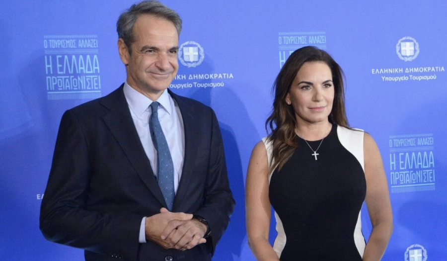 Ολιγόλεπτη συνάντηση Κυριάκου Μητσοτάκη - Όλγας Κεφαλογιάννη μετά το υπουργικό συμβούλιο