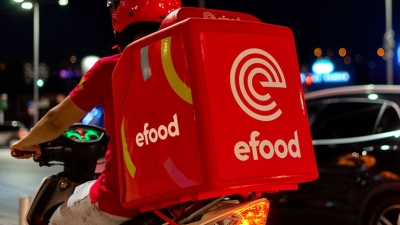 Το efood τριπλασιάζει τον στόλο του και εισάγει νέο μοντέλο συνεργασίας