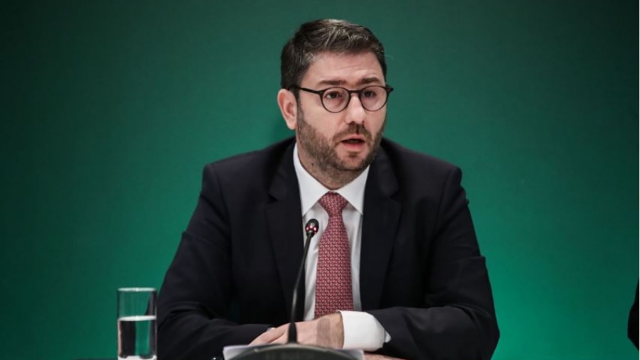 Ανδρουλάκης για Τσούρα: Υπηρέτησε τις αξίες της Δημοκρατικής Παράταξης χωρίς εκπτώσεις