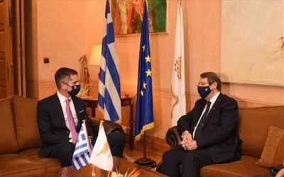 Ο Δήμος Αθηναίων απένειμε το Χρυσό Μετάλλιο Αξίας της Πόλεως στον Νίκο Αναστασιάδη