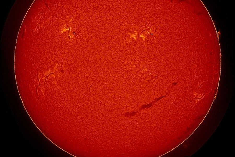 Solar anomaly: Scientists stunned as giant 1.5 million-kilometre 'smile' appears on Sun