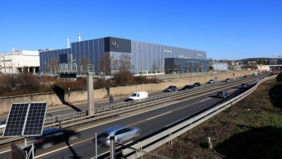 Πυροβολισμοί σε εργοστάσιο της Mercedes στη Γερμανία - Στους 2 οι νεκροί