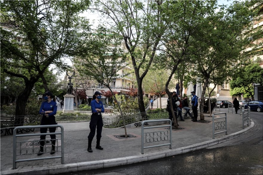 Ξανά στην Κυψέλη η ΕΛ.ΑΣ για την αποφυγή κροωνοπάρτι - Πορεία διαμαρτυρίας από... τους αντιεξουσιαστές