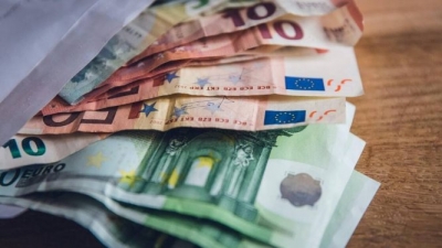 Επιτάχυνση συντάξεων: Κατατέθηκε η τροπολογία, αύξηση πλαφόν στα 20.000 ευρώ - Επιβεβαίωση ΒΝ