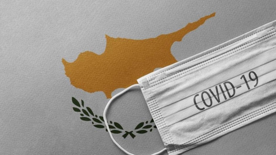 Κύπρος: Ένας θάνατος και 889 νέα κρούσματα - Μέση ηλικία νοσηλευομένων τα 58,6 έτη