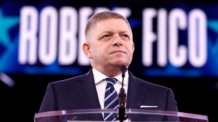 Μήνυμα σεισμός από τον Fico τράνταξε ολόκληρη τη Δύση: «Οι Ρώσοι γονατίζουν μονάχα... για να δέσουν τα κορδόνια τους»