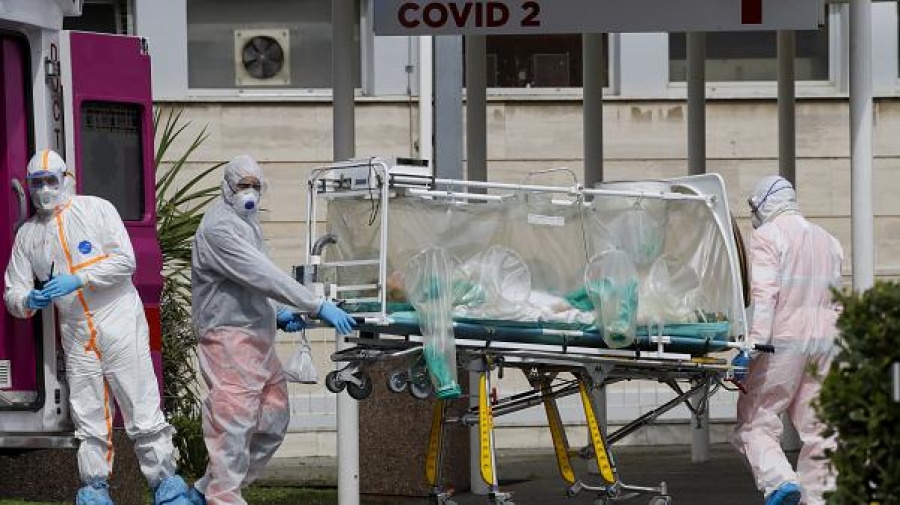 Διαρκής η μείωση θανάτων και κρουσμάτων κορωνοϊού στην Ιταλία – Πάνω από 32.800 οι νεκροί