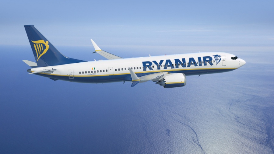 Με απολύσεις απειλεί η Ryanair, αν συνεχιστούν οι απεργίες