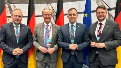 ΝΔ: Στο Συνέδριο του CDU στη Στουτγκάρδη ο Χατζηβασιλείου και ο Φόρτωμας - Οι συναντήσεις, τι βρέθηκε στο επίκεντρο