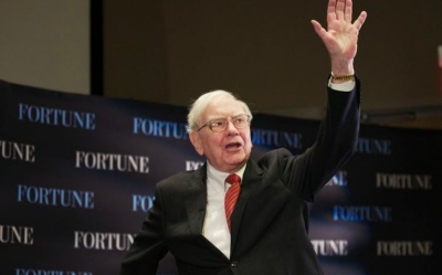 Το τελευταίο μεγάλο deal του Warren Buffett πριν παραδώσει το τιμόνι της Berkshire Hathaway