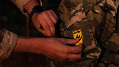 Θρίλερ στο μέτωπο: Μαχητές της Azov φόρεσαν ρωσικές στολές για να ξεγελάσουν... – Η Ρωσία τους εξόντωσε