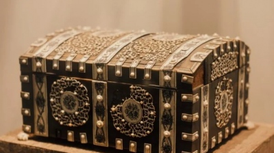 Έμεινε άναυδος: Υδραυλικός βρήκε θησαυρό 2,1 εκατ. θαμμένο σε υπόγειο βίλας - Ο χρυσός... «φάντασμα» και το παράξενο σχοινί