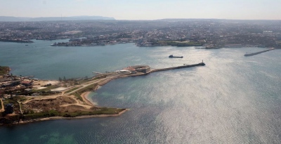 Συναγερμός στη Σεβαστούπολη – Πύραυλοι χτύπησαν το αρχηγείο του στόλου της Μαύρης Θάλασσας