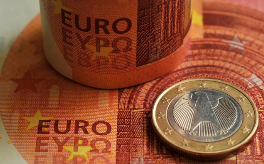 Ρωσία: Η κατάσχεση των ρωσικών assets θα φέρει μαζική φυγή κεφαλαίων από το ευρώ